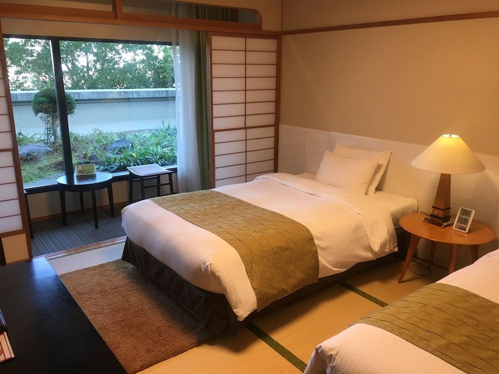 Nakano Sunplaza Hotel Tokyo Exterior photo